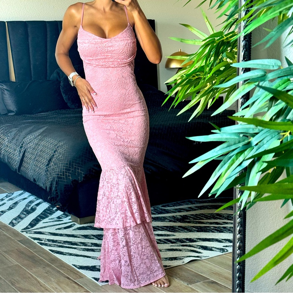 #041 (pink lace maxi)